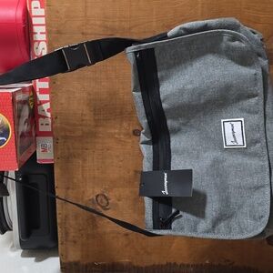 Journeyman bag men, women,shoulder purse, gray/black, 15 in wide by 10 deep.